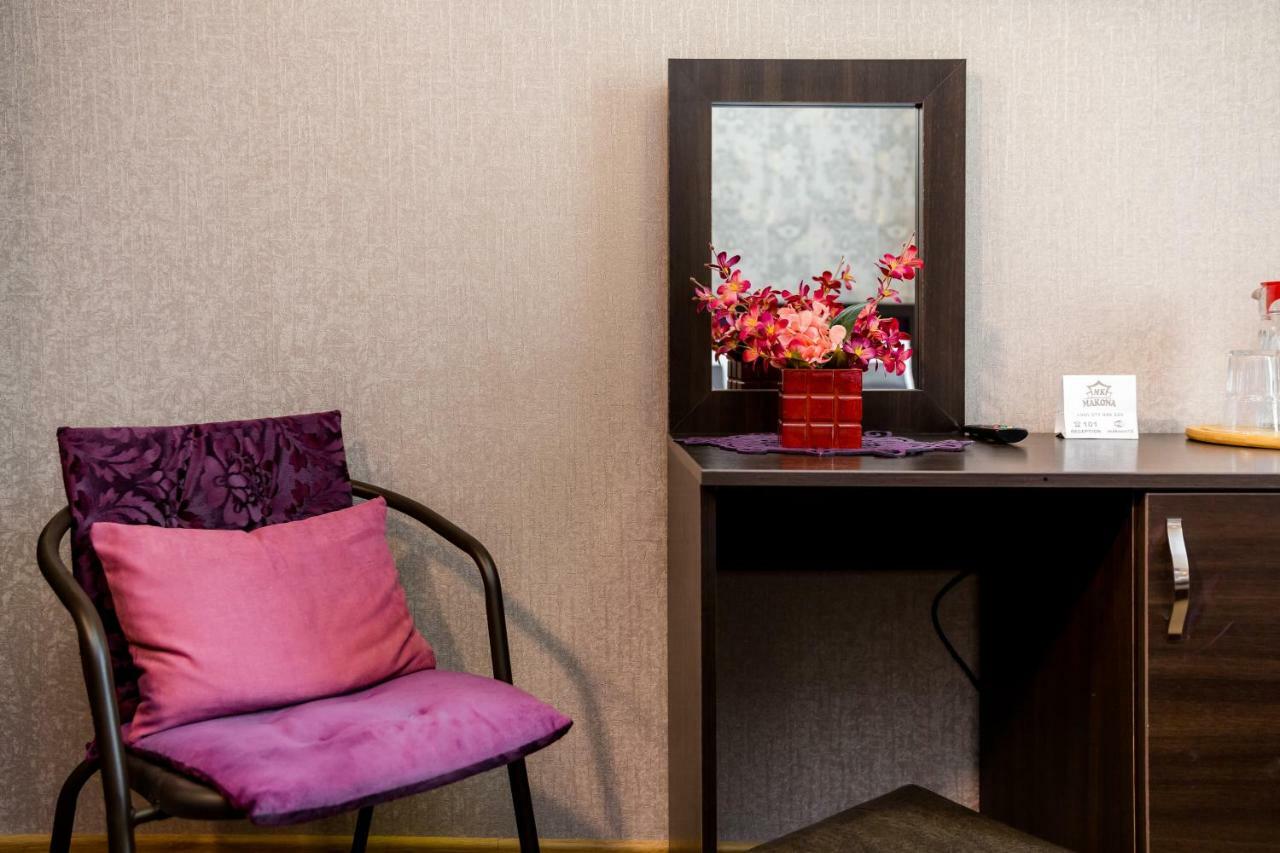 Hotel Makona Tbilisi Ngoại thất bức ảnh