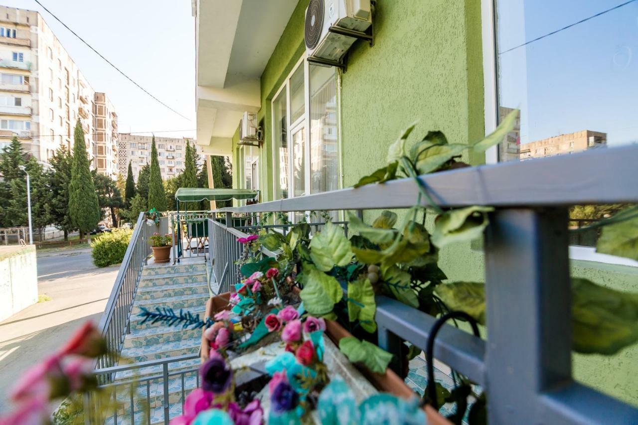 Hotel Makona Tbilisi Ngoại thất bức ảnh