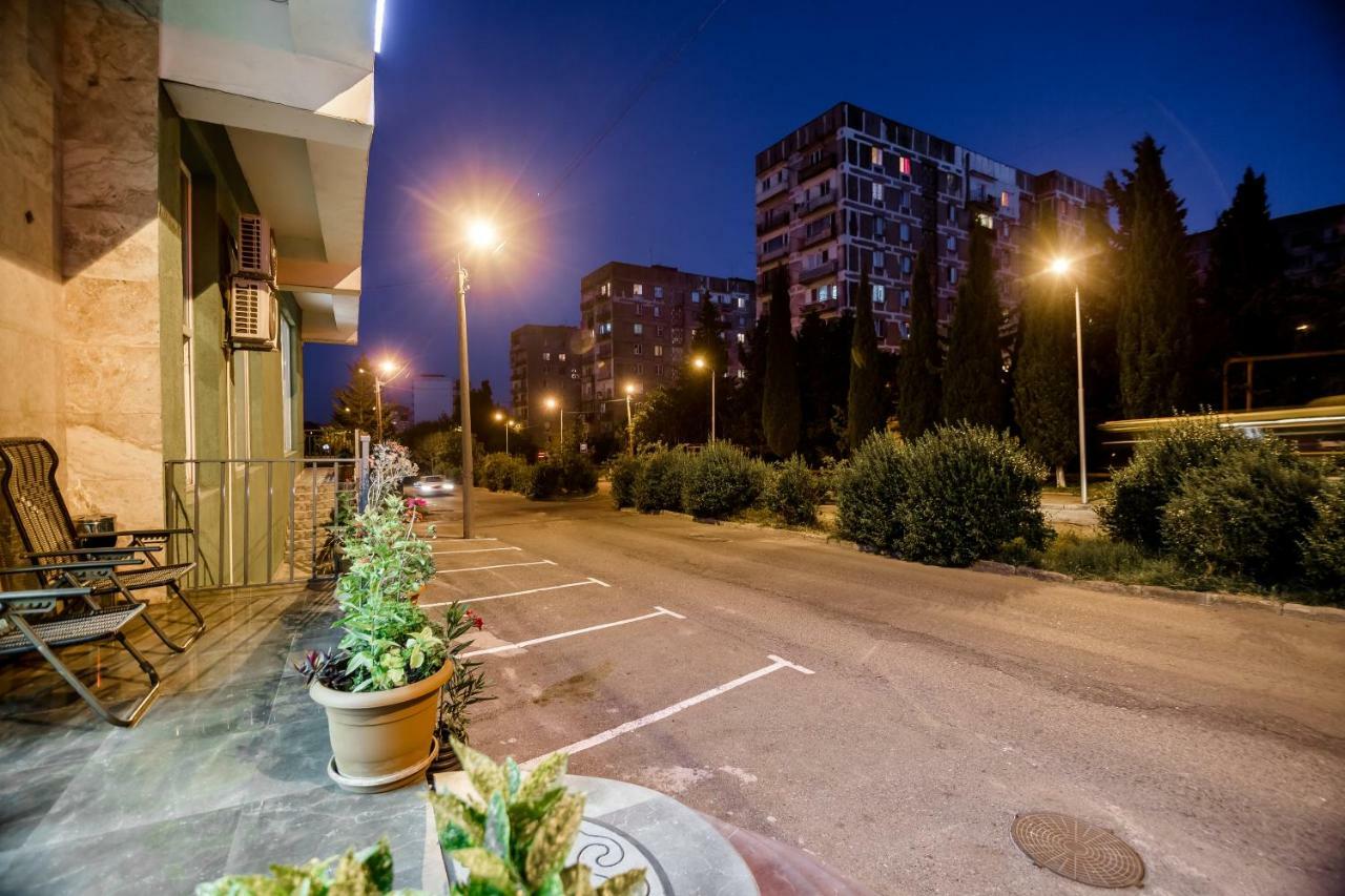 Hotel Makona Tbilisi Ngoại thất bức ảnh
